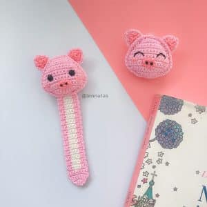 pig bookmark crochet pattern