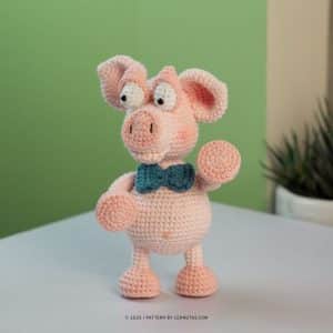 silly pig crochet pattern
